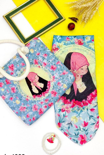 روسری و کیف روسری نخ قواره 90کیف مخمل قیمت199عمده هم موجوده