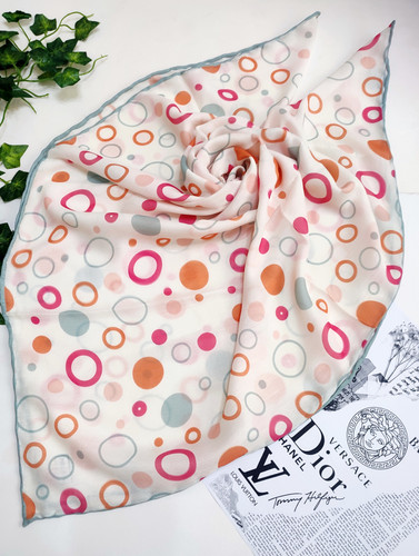 روسری نخی درجه یک دستدوز قواره 95 قیمت 135تومان عمده انتخابی