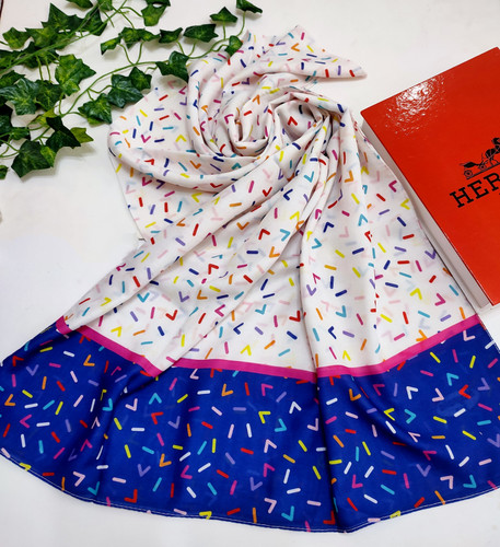 شال نوجوان قواره ۱۷۰ در۷۰ نخ درجه یک قیمت ۱۵۹ تومان عمده موجوده