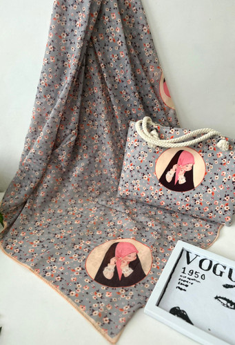 ست روسری وکیف روسری نخ قواره 90کیف مخمل ابعاد 20در27قیمت ۲۴۵عمده انتخابی