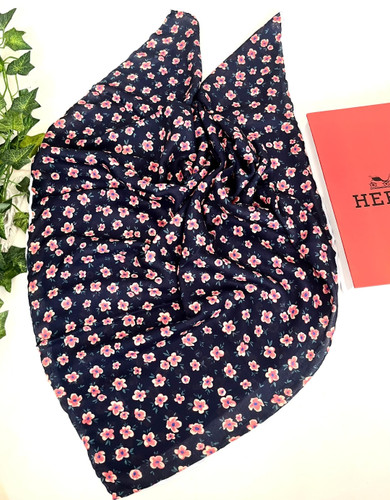 روسری نخ دستدوز درجه یک قواره ۹۰ قیمت تک ۱۵۳ تومان عمده طرح میکس