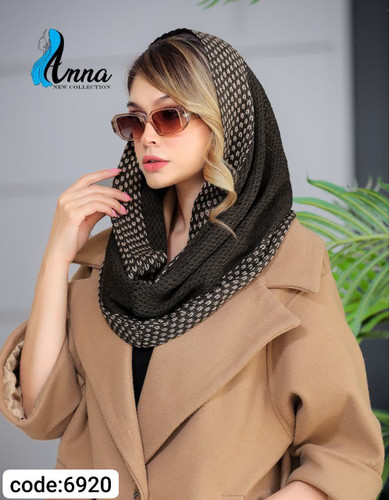 قهوه ای تیره