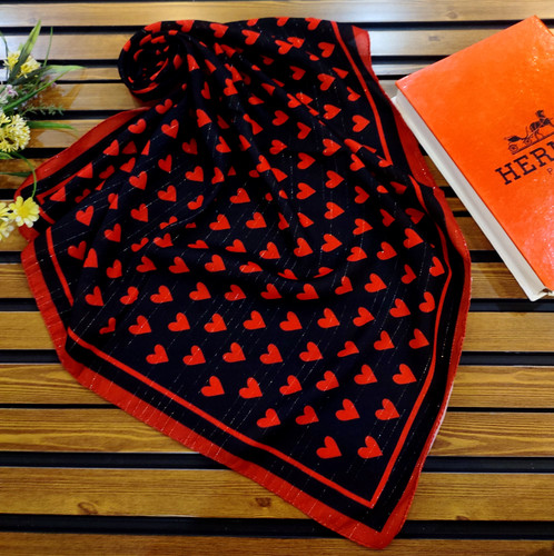 مشکی قرمز لمه