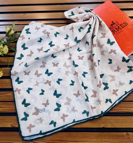 روسری نخی دستدوز کیفیت عالی قواره ۱۱۰ قیمت ۱۹۵ تومان