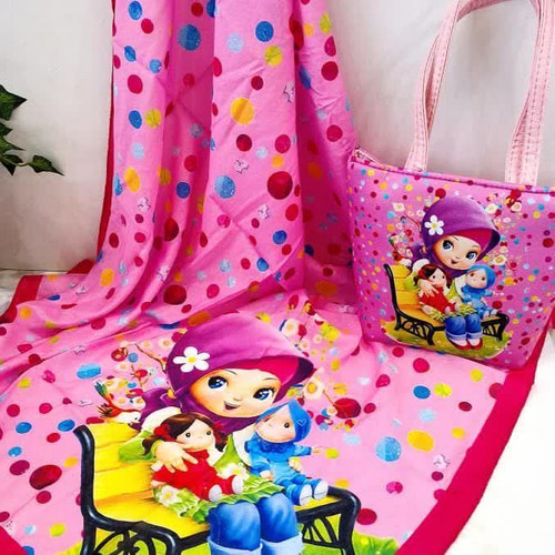 ست روسری و کیف روسری نخ قواره ۹۰ کیف فوم نبوک قیمت ۲۱۷ تومان عمده۱۷۹