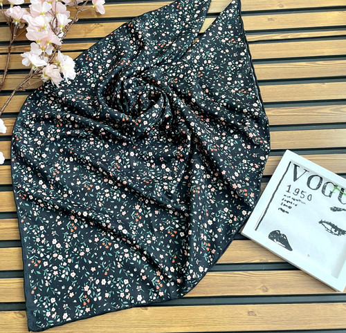 روسری نخ درجه یک دستدوز قواره 95 قیمت تک 189تومان