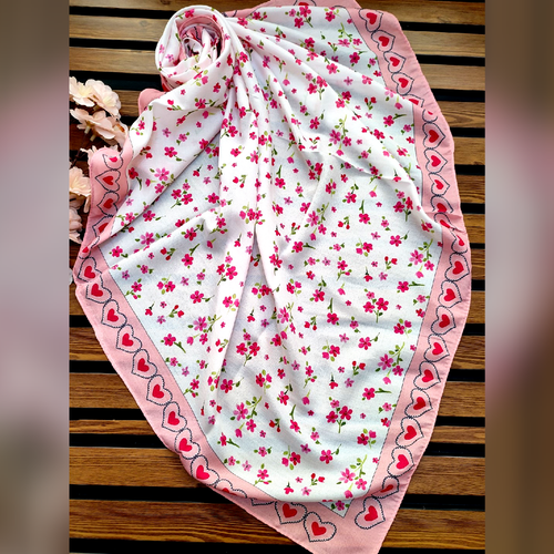 روسری دخترانه نخی کیف عالی قواره 90 قیمت تک 169 عمده موجوده