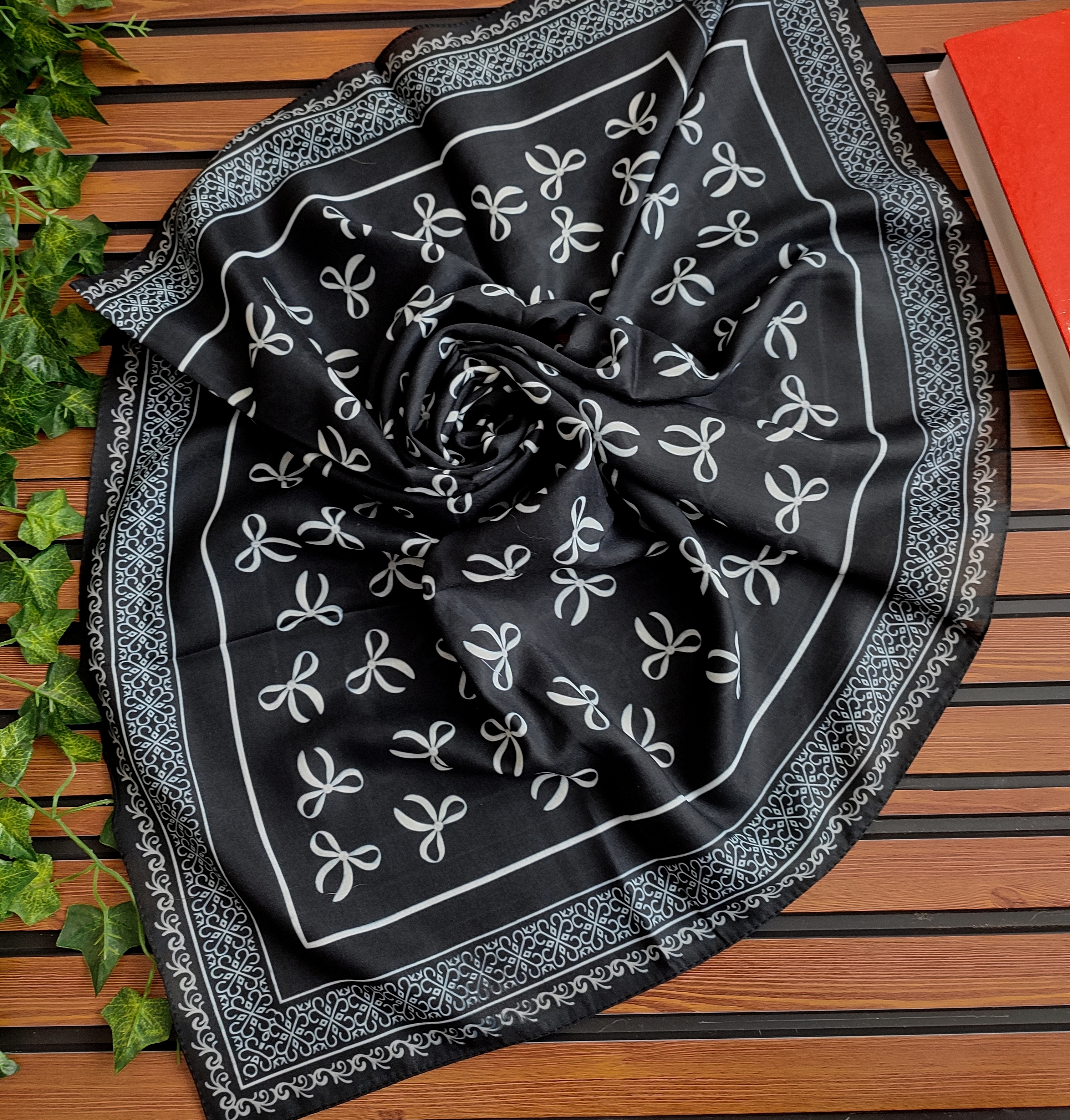 روسری نخ درجه یک قواره 110قینت تک 398تومان